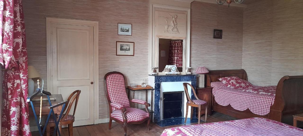 Le Clos de la Garenne Maison d'hôtes Puyravault  Extérieur photo