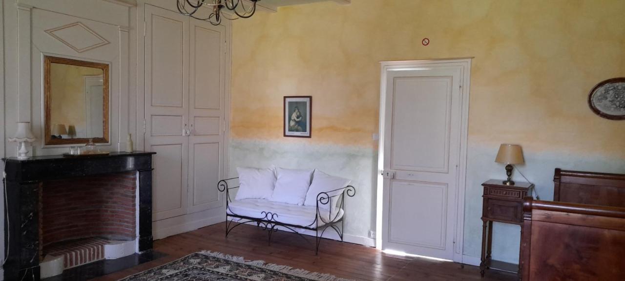 Le Clos de la Garenne Maison d'hôtes Puyravault  Extérieur photo